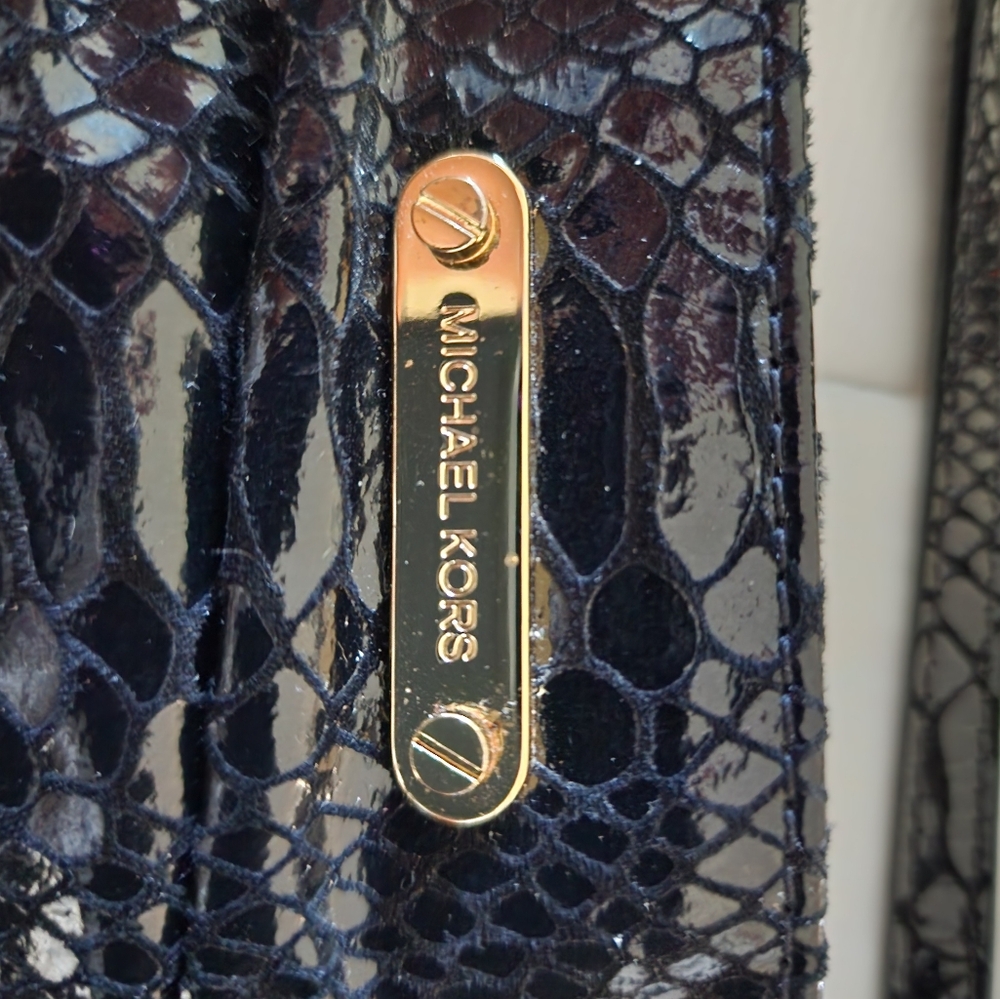Beautiful Michael Kors purse